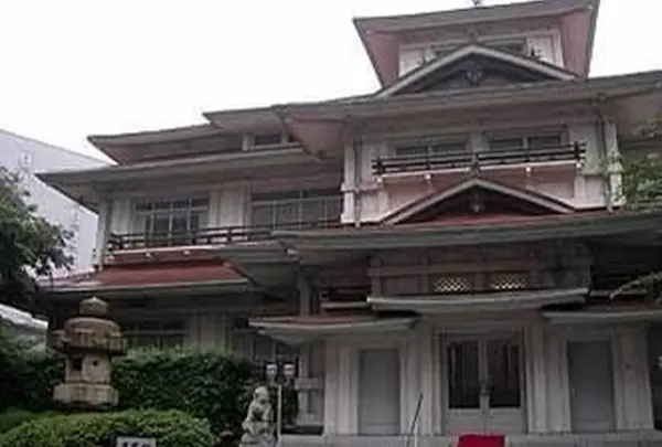 洞院宮家別邸のモデルとなっている貴賓館