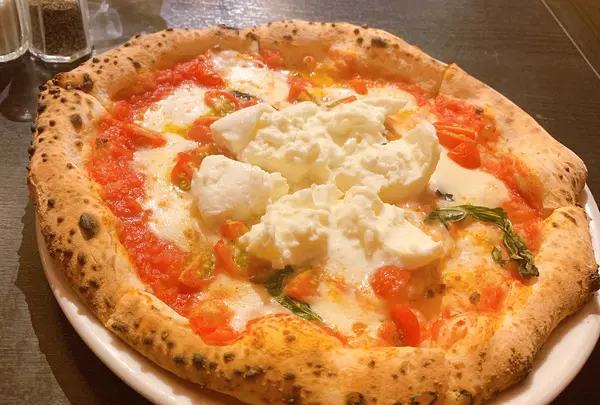 ダンボ ピッツァ ファクトリー| Dumbo Pizza Factory Yokohama |