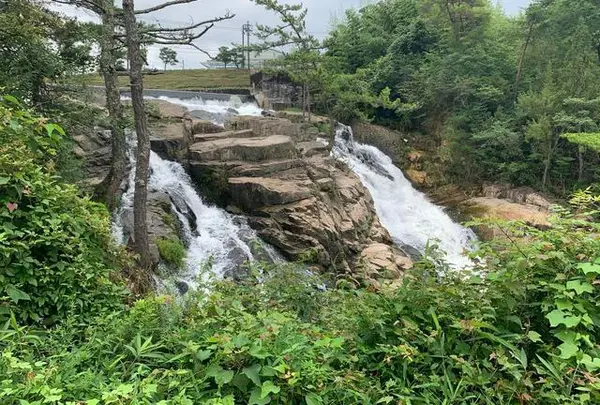 吾妻子の滝