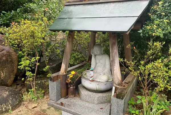 愚痴聞き地蔵尊