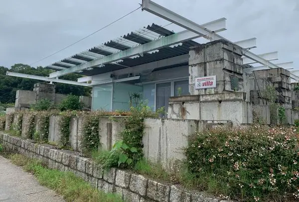 潜水士のためのグラス・ハウス