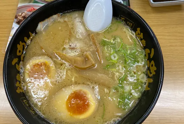 筑豊ラーメンばさらか 小倉エキナカ店