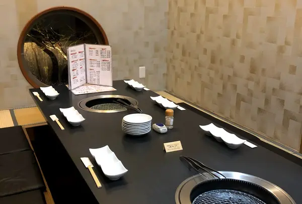 焼肉処 華松