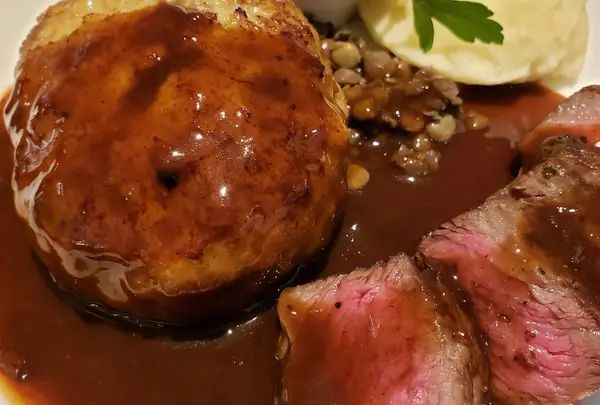 格之進ハンバーグ＆バル グランスタ東京