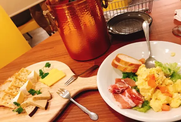 創作チーズ居酒屋 さん楽