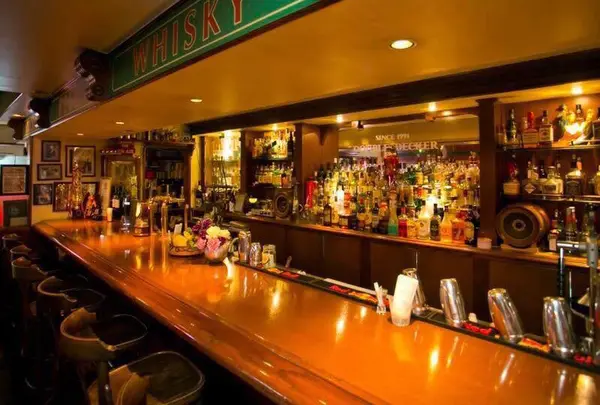 ダブルデッカー 北谷町 カフェ＆バー レストラン（沖縄本土）