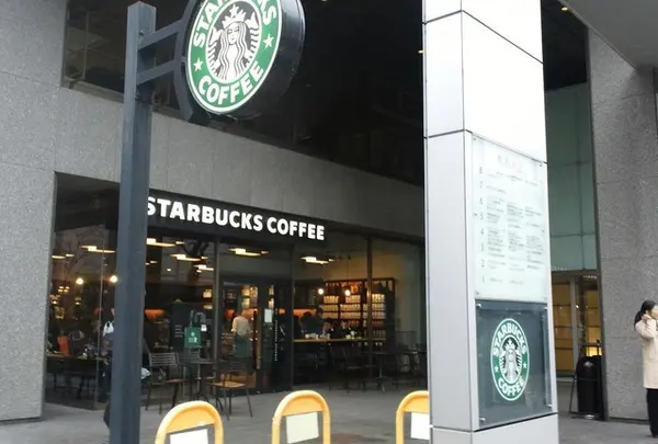 スターバックスコーヒー　三条烏丸ビル店
