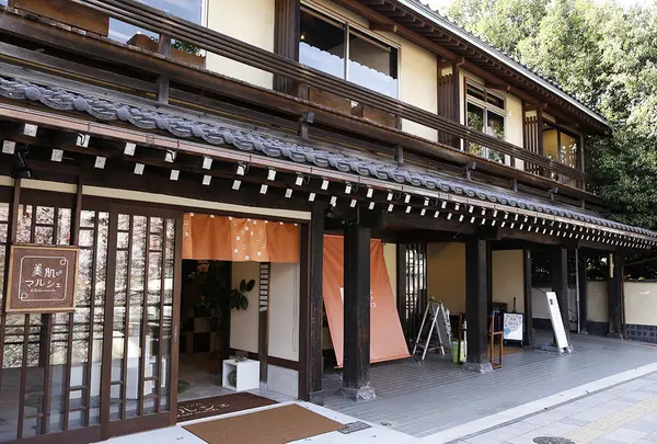 はこぶね　玉造アートボックス