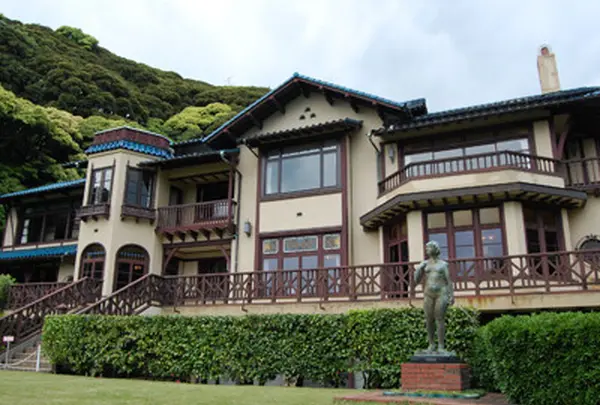 鎌倉文学館