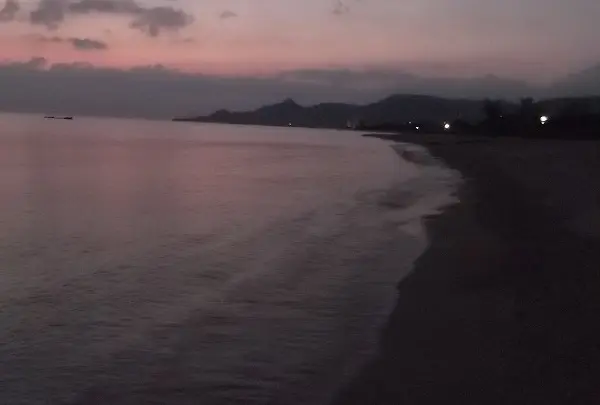 名護湾