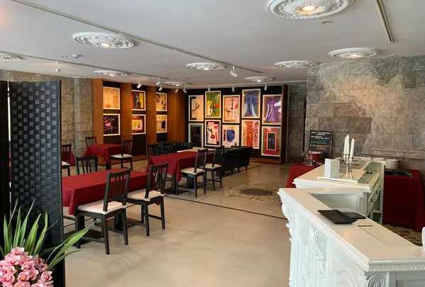 RESTAURANT & GALLERY SOLA