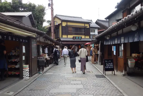菓子屋横丁