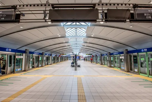 新橋駅