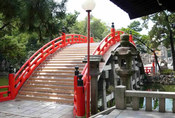 反橋（住吉大社の太鼓橋）