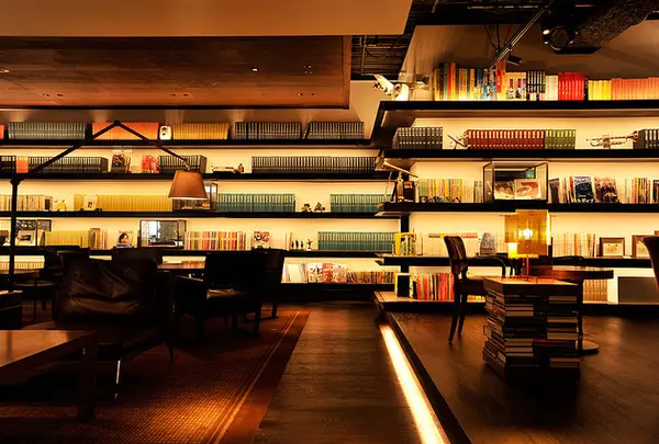 代官山 蔦屋書店(TSUTAYA)