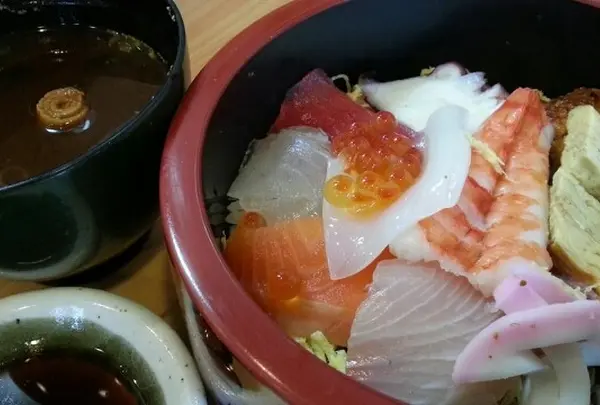 小田すし店
