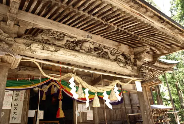 磐椅神社