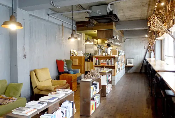 本の読める店 fuzkue