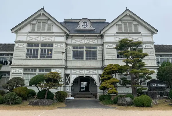 旧遷喬尋常小学校