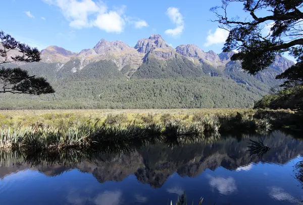 ミラー湖（Mirror Lake）の写真・動画_image_858025