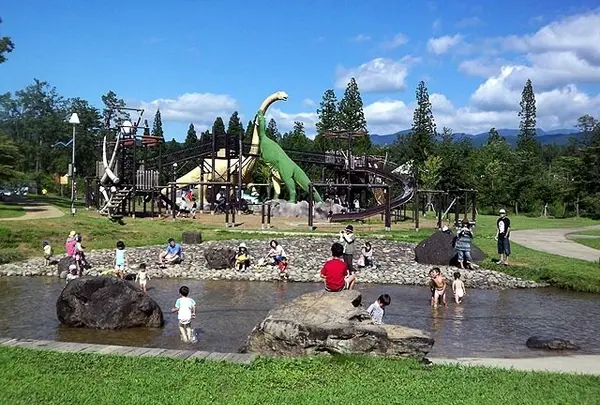 かつやま恐竜の森 長尾山総合公園