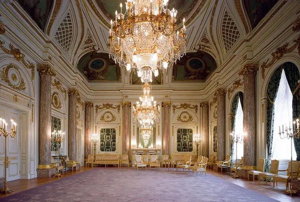 迎賓館赤坂離宮 (Akasaka Palace)