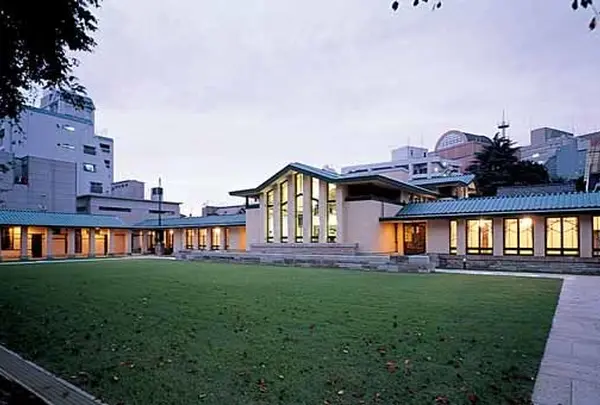 自由学園明日館