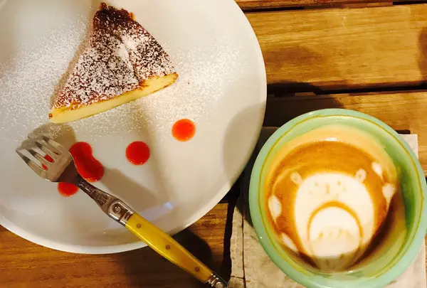 cafe and select shop KONi KONi