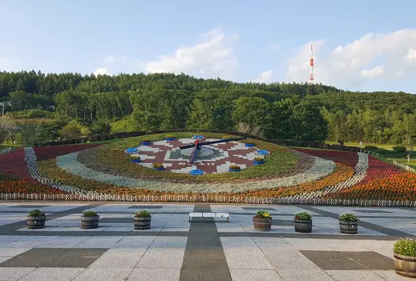 十勝ヶ丘公園・花時計ハナック