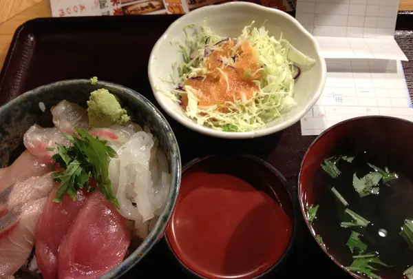 博多魚がし 市場会館店