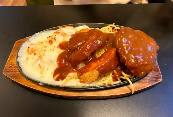 ニッキー・アースティン 万屋町店