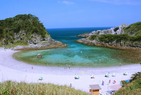 泊海水浴場