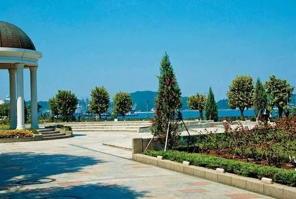 ヴェルニー公園