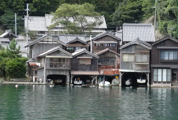 伊根の舟屋