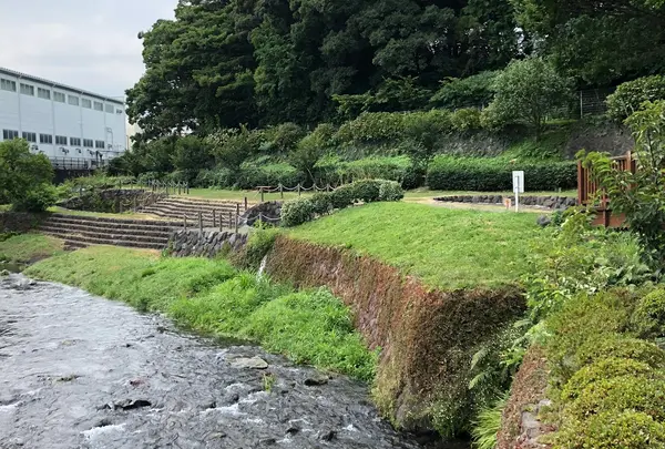 鎧ヶ淵親水池公園
