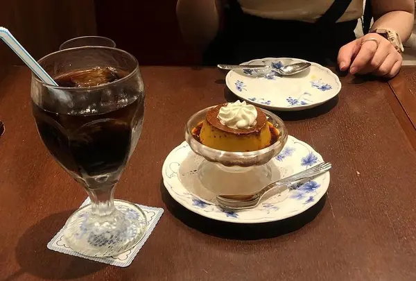 喫茶トリコロール