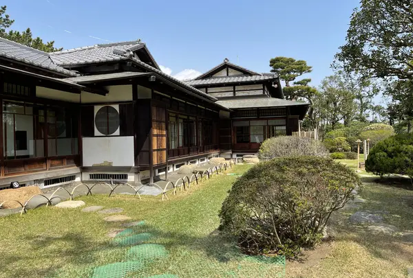 旧陸奥宗光邸「聴漁荘」