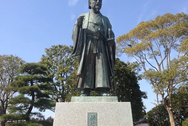 徳川光圀公像