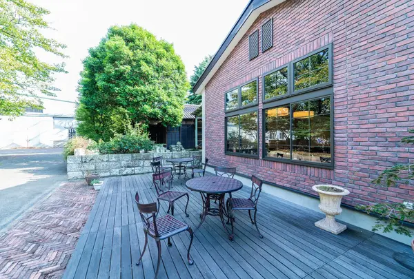 1110 CAFE/BAKERY