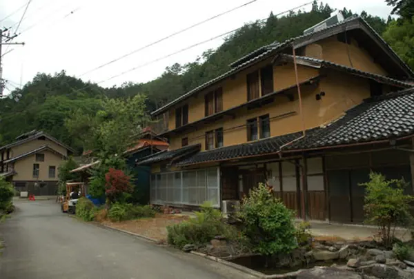 但馬の養蚕家屋集落