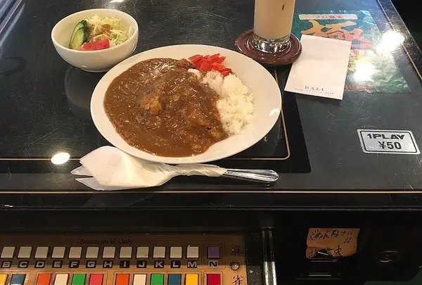 ダリ