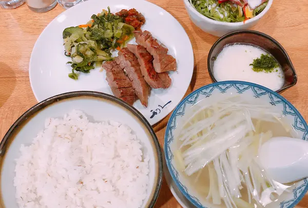 牛たん炭焼 利久 名掛丁店の写真・動画_image_920778