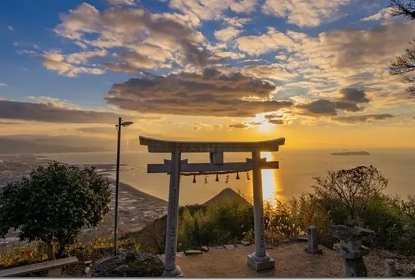 高屋神社