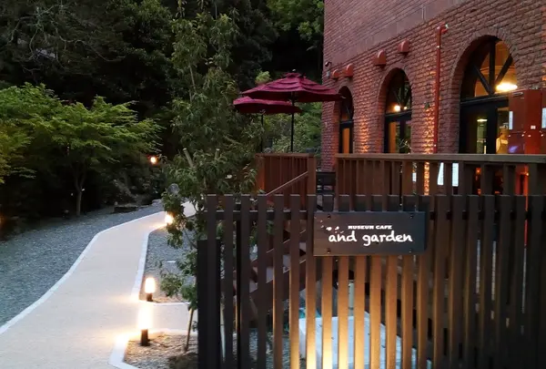 and garden MUSEUM CAFE