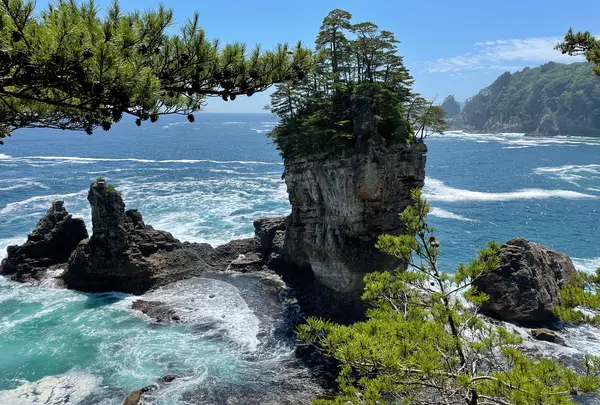 三王岩