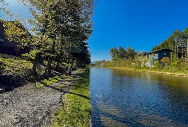 御影用水温水路