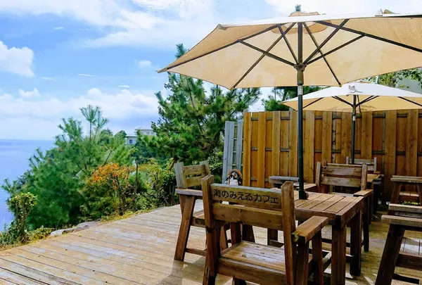 海の見えるカフェ