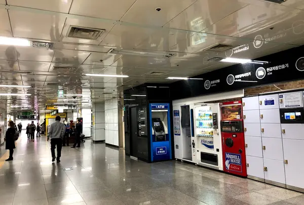 Yeoksam Station