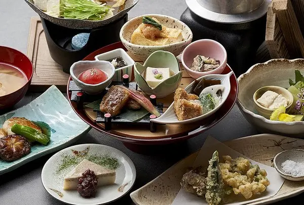 永平寺 親禅の宿 柏樹関（しんぜんのやど はくじゅかん）