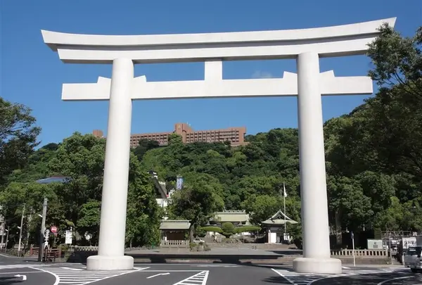 照国神社